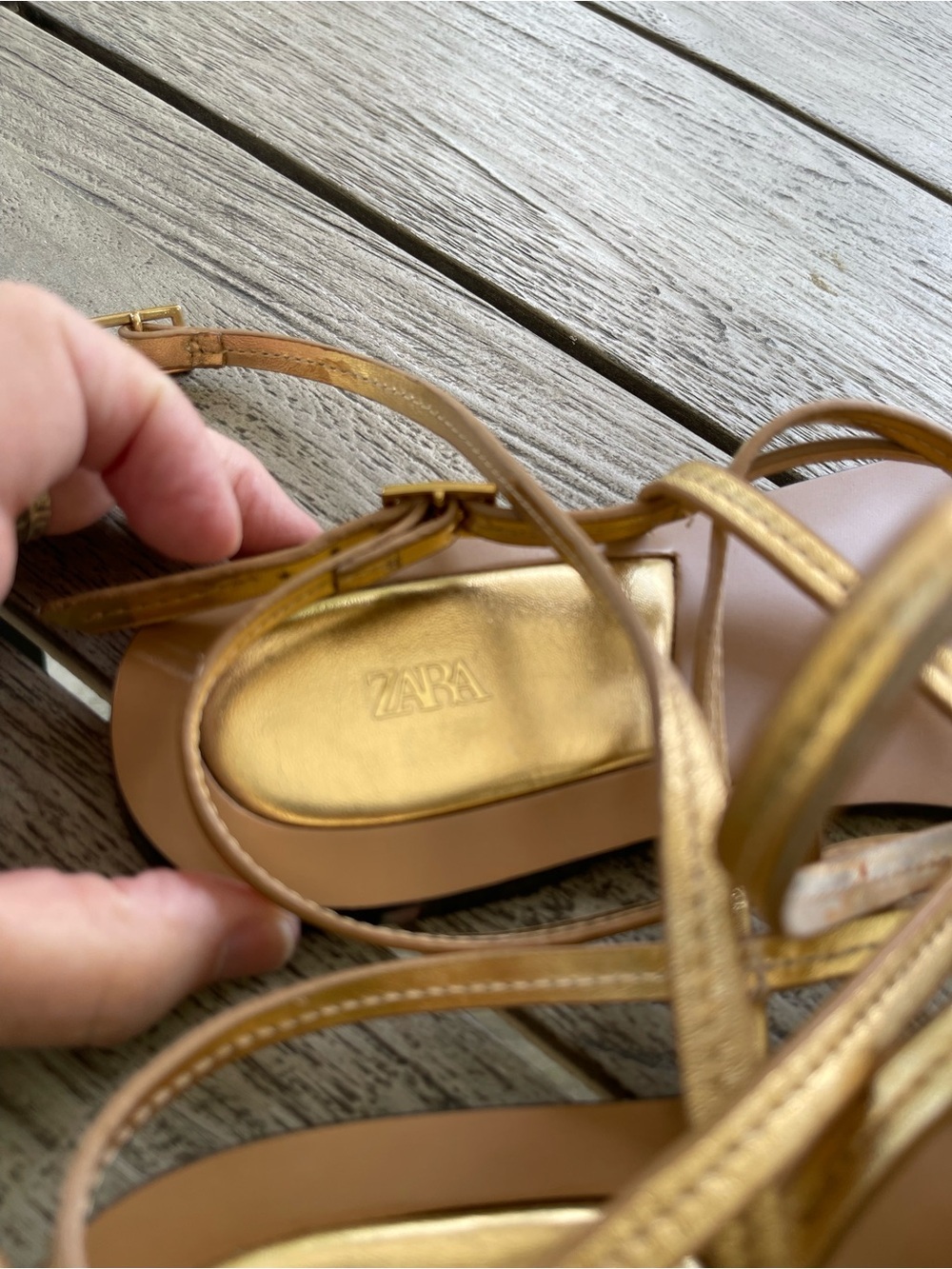 Zara Gold Leather Strappy Women's Sandals Size 10 US 40 EU - Picture 3 of 5